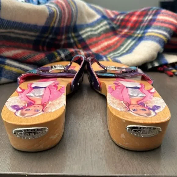 Dr. Scholl's Wood Star Barbie & the rockers Doll Slides size 9 - Picture 2 of 11